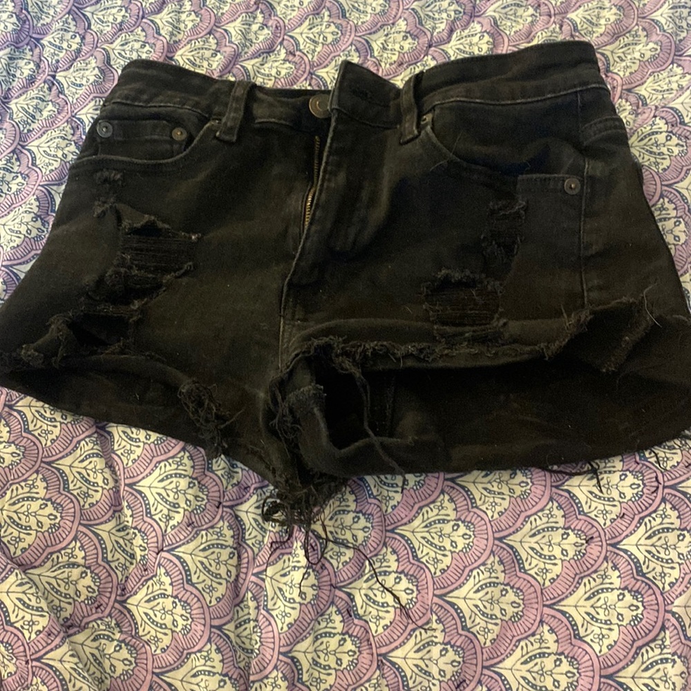 AERO black jean shorts, size 4R, great condition